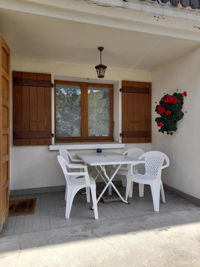 Les Granges 2 Chambres Et Terrasse Au Soleil La Clusaz Eksteriør billede